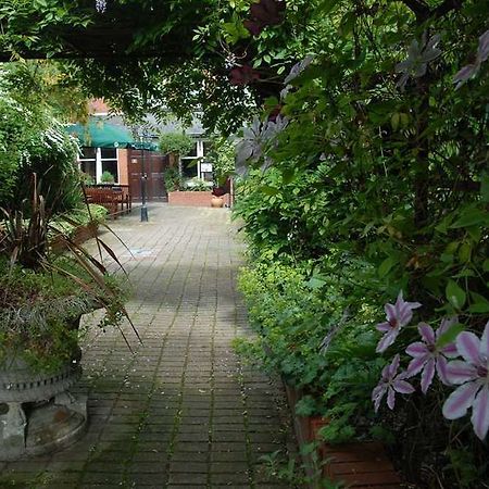 Golden Pheasant Country Hotel Llangollen Zewnętrze zdjęcie